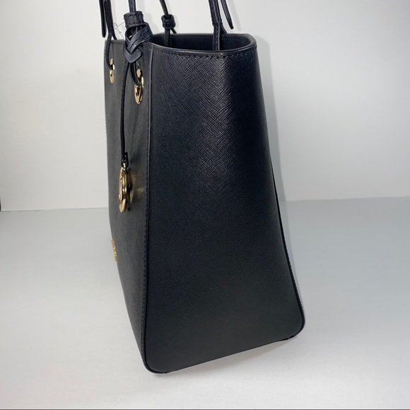 Michael Kors Walsh Carryall Tote Purse Bag - Picture 4 of 14